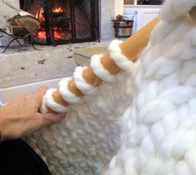 a thick cozy chunky diy blanket in one day, crafts