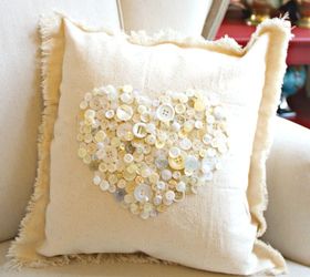 button heart pillow for valentines day, crafts, seasonal holiday decor, valentines day ideas