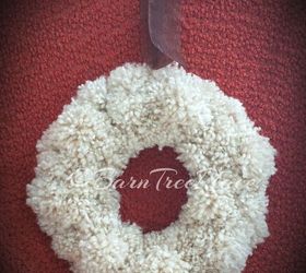 pom pom knockoff wreath, crafts, wreaths