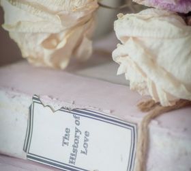 valentine book bundles, seasonal holiday decor, valentines day ideas