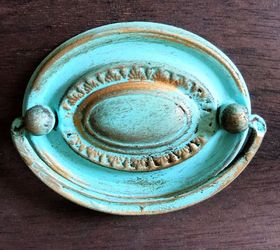 antique vanity refinishing a 35 garage sale find, chalk paint, painted furniture, Knobs