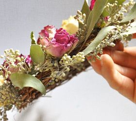 how to dry roses make a rose wreath, crafts, flowers, how to, wreaths