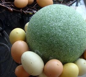 easter egg topiary, crafts, easter decorations, seasonal holiday decor