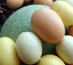 easter egg topiary, crafts, easter decorations, seasonal holiday decor