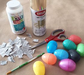 gold dipped newspaper eggs, crafts, easter decorations, seasonal holiday decor