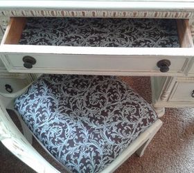 garbage find turned into a vanity for my daughter, painted furniture