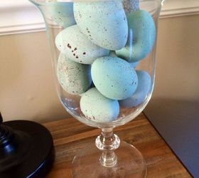 diy speckled robin s eggs, chalk paint, easter decorations, seasonal holiday decor