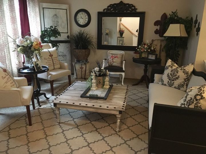 A Designer Living Room on a Budget by a Garage Sale DIY 