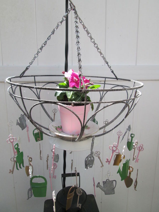 Potted Hanging Wind Chime Hometalk Potted Hanging Wind Chime Container Gardening Crafts Outdoor Living Repurposing