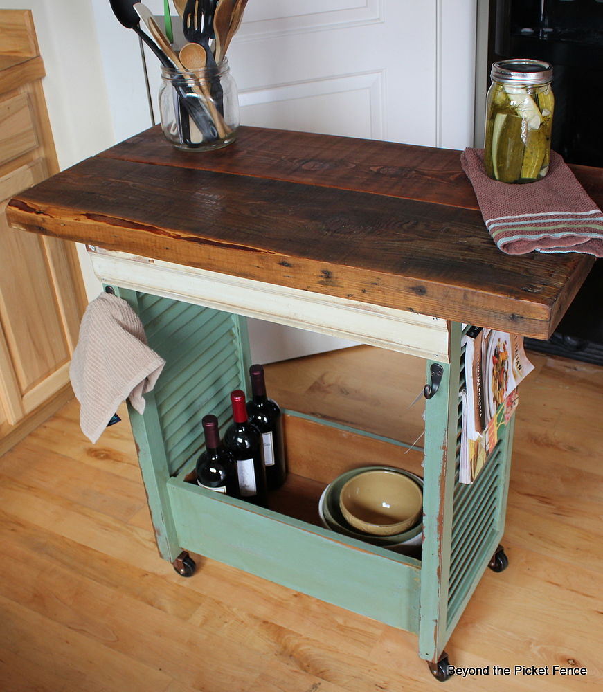 19 incredible kitchen islands made from totally unexpected things ...