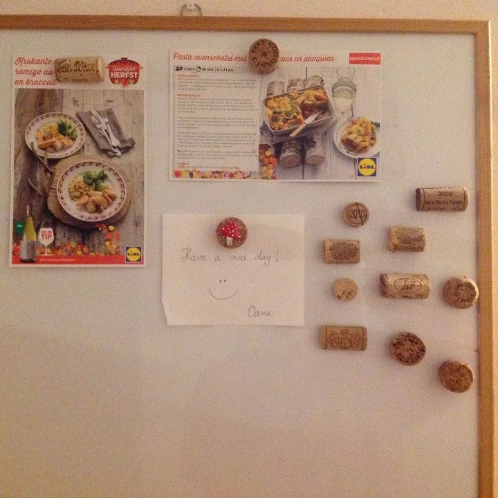 cork magnets, repurposing upcycling, wall decor