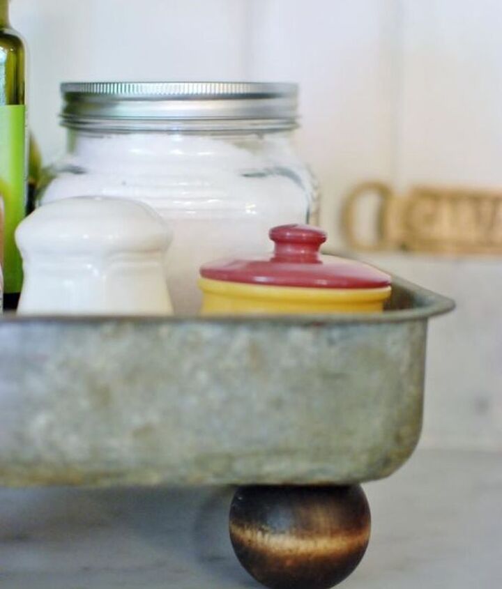 five minute farmhouse footed stool, organizing, repurposing upcycling, rustic furniture, storage ideas