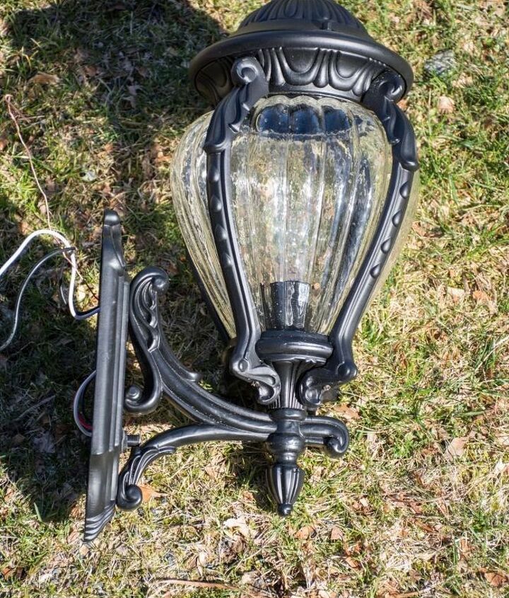 How to Add a Light Sensor to Outdoor Lanterns | Hometalk