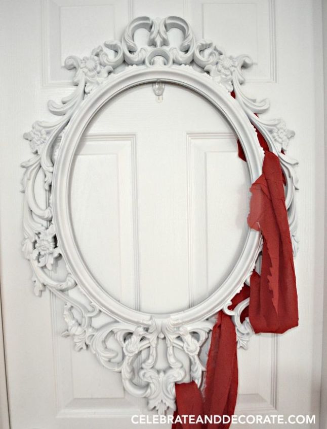 use a picture frame to create this elegant halloween wreath crafts halloween decorations