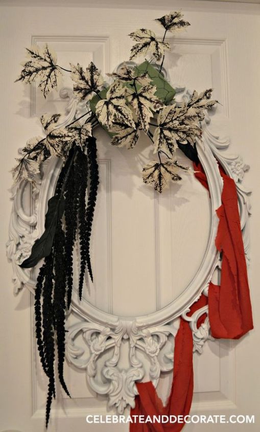 use a picture frame to create this elegant halloween wreath crafts halloween decorations