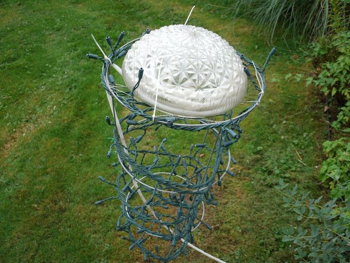 easy outdoor light up halloween ghost crafts halloween decorations repurposing upcycling seasonal
