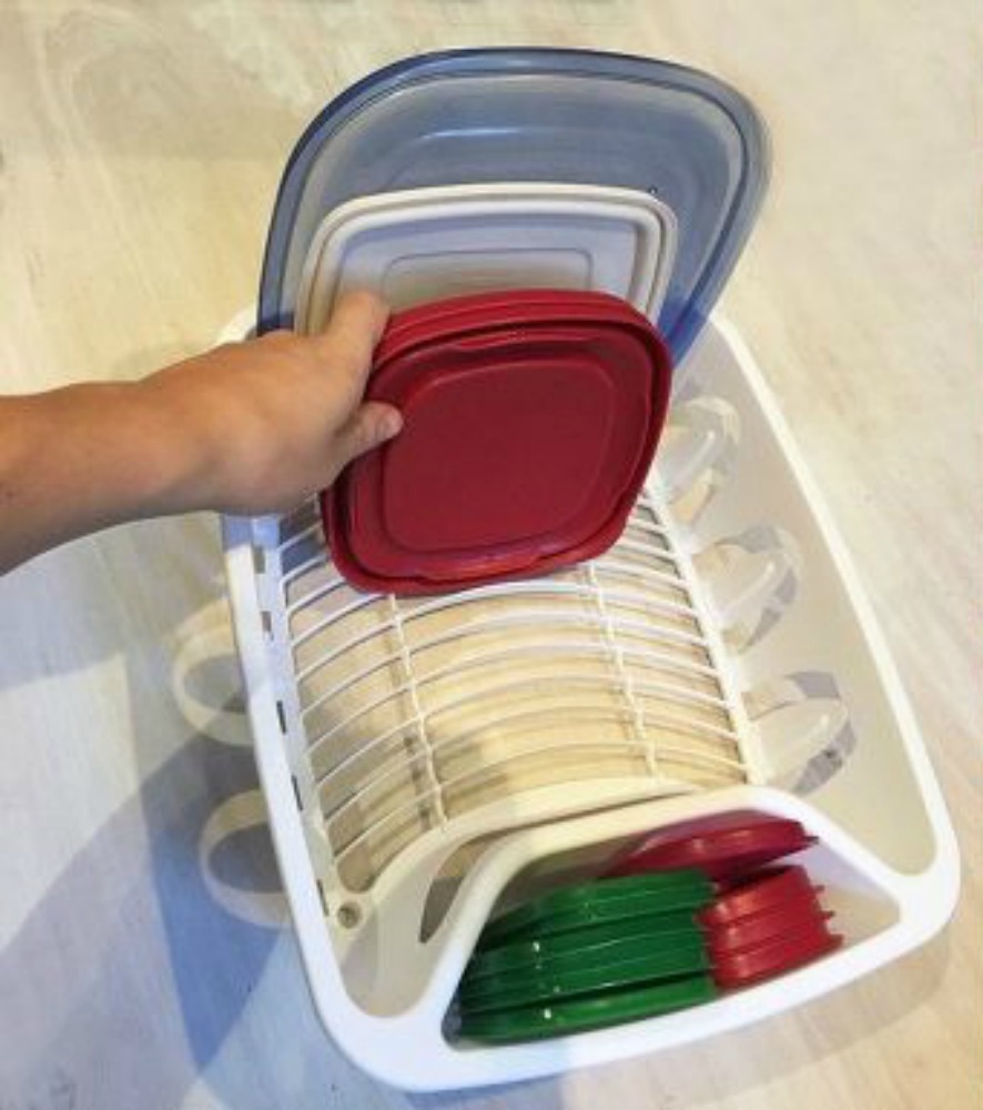 Organize Your Plastic Containers With These Brilliant Tips | Hometalk