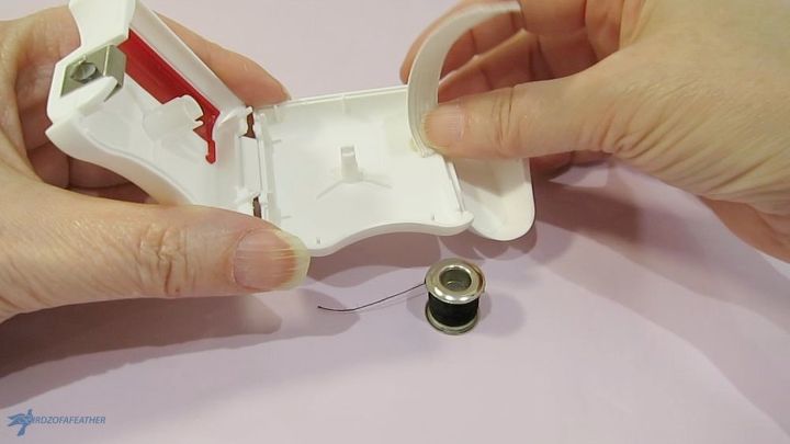 dental floss sewing kit hack