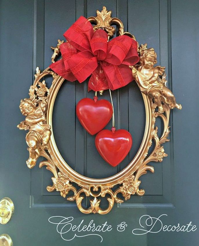 A DIY Valentine's Wreath With a Picture Frame | Hometalk