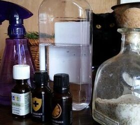 Deodorizing and Purifying Room and Fabric Spray Hometalk