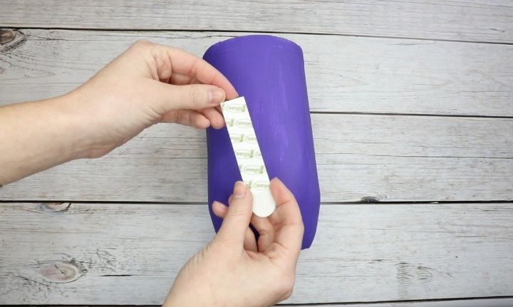 "plastic bag dispenser"