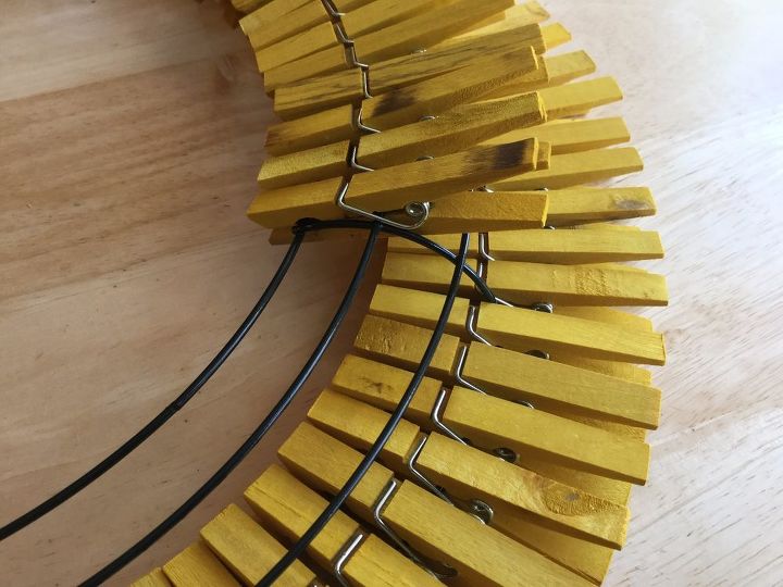 easy clothespin sunflower wreath
