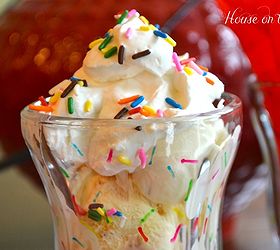 sprinkle glass with glass paint markers, crafts, Create a sprinkled ice cream glass for your ice cream with sprinkles on top