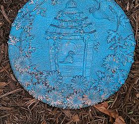 garden stepping stones, crafts, flowers, gardening, outdoor living, painting, This is the before pic of the birdhouse and flower stone