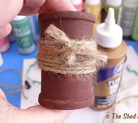 a spring spool craft tutorial, crafts, seasonal holiday decor, Somehow spools and twine seem to belong together Agree