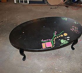 quick stenciled coffee table makeover trash to treasure, painted furniture, You can see here what I was working with for the before