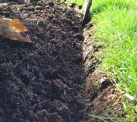 what is the difference between a shovel and a spade, gardening, tools, Edge beds like a pro with a spade cut and kick cut and kick