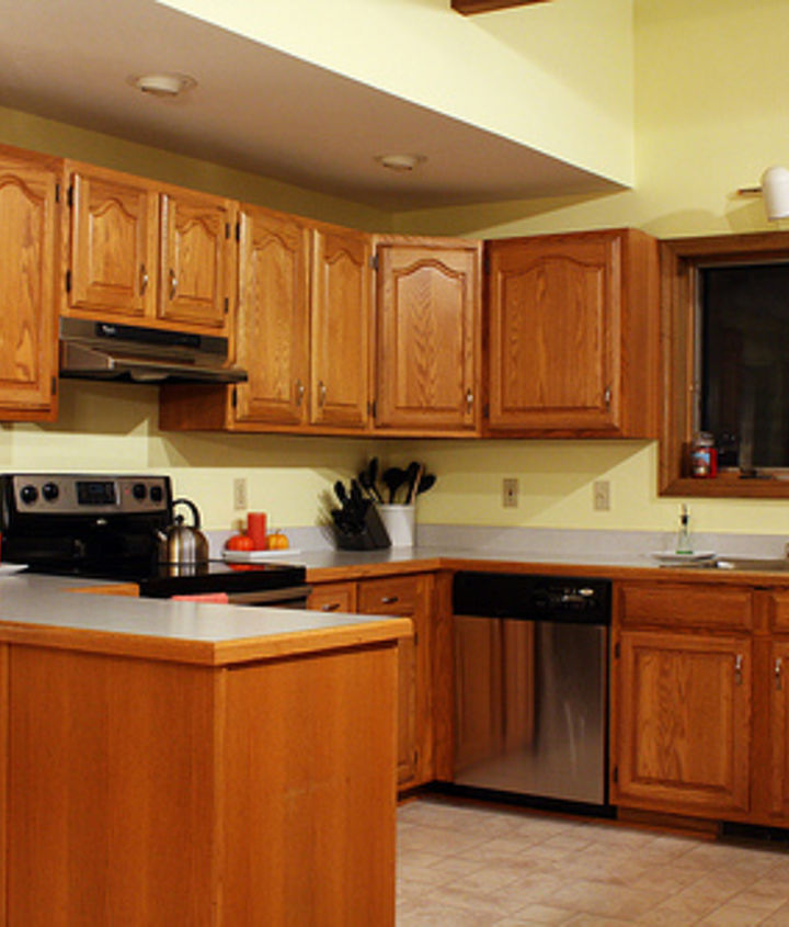 5 Top Wall Colors For Kitchens With Oak Cabinets Hometalk 5 Top Wall Colors For Kitchens With Oak Cabinets Hometalk