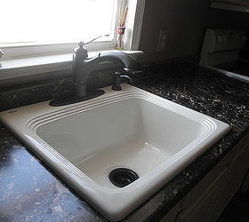 painting oak kitchen cabinets, cabinets, painting, ijust love my sink and bronziney faucet matches my lights seiling fans and hardware