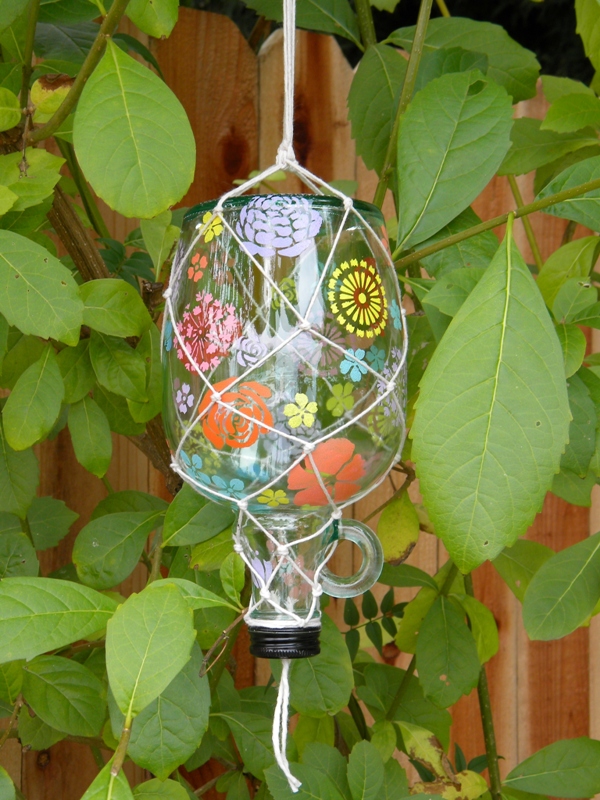 a butterfly feeder jar, crafts, Fill with sugar water and hang upside down