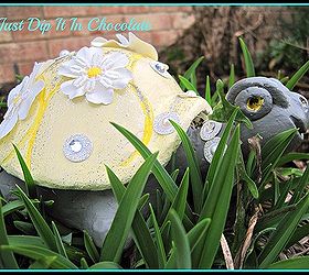 refreshed garden terracotta critters, flowers, gardening, Paint and fabric appliques this little one would be perfect for mom or grandma on mother s day