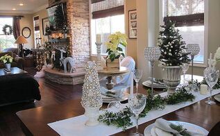 Christmas in the Breakfast Room | Hometalk