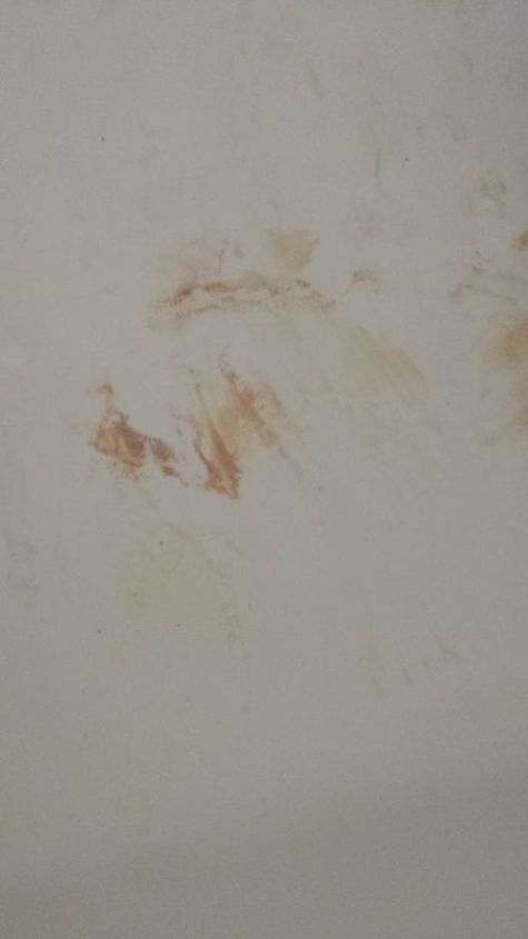 Bleach Stained Red Bathtub Turned Sparkling White Again Hometalk Bleach Stained Red Bathtub Turned Sparkling White Again Bathroom Ideas Cleaning Tips