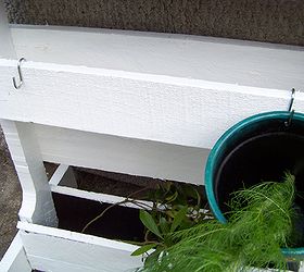 shabby chic pallet herb planter, diy, gardening, pallet projects, repurposing upcycling, The pots are easily removed and other pots can be added if needed