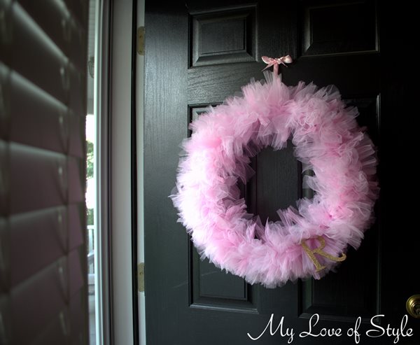 diy tulle tutu wreath tutorial, crafts, home decor, wreaths, DIY Tulle Tutu Wreath They are perfect for seasonal every day or party decor