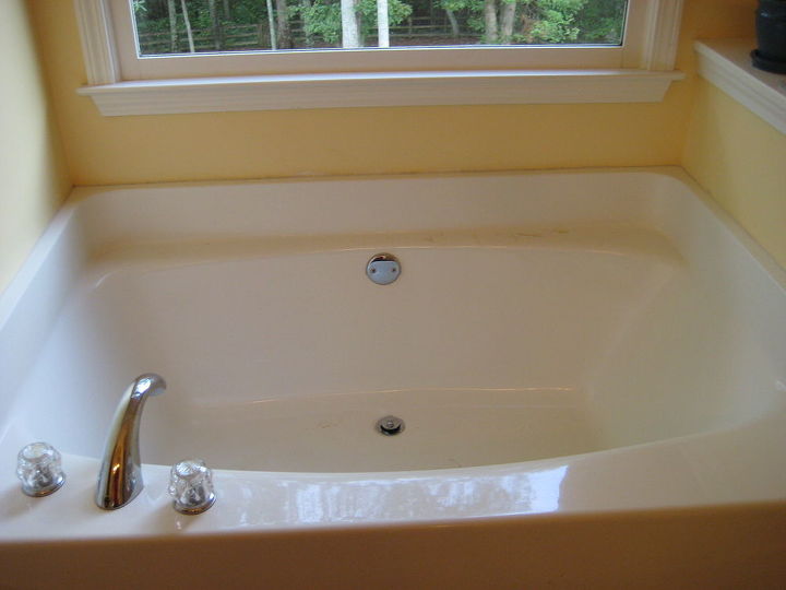 re seal master bathtub, finished project of re caulking master bathtub