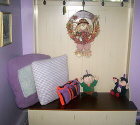 lavender hill is getting ready for fall, halloween decorations, seasonal holiday d cor, 2 stuffies in the foyer