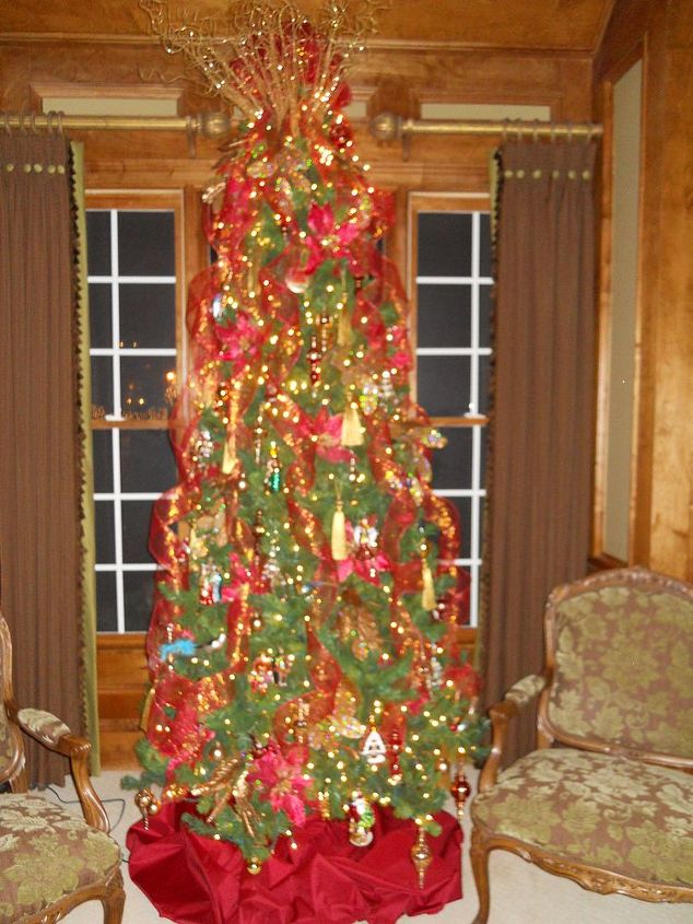 q as i promised here is more holiday decor featured below is a tree that i did last, christmas decorations, seasonal holiday decor