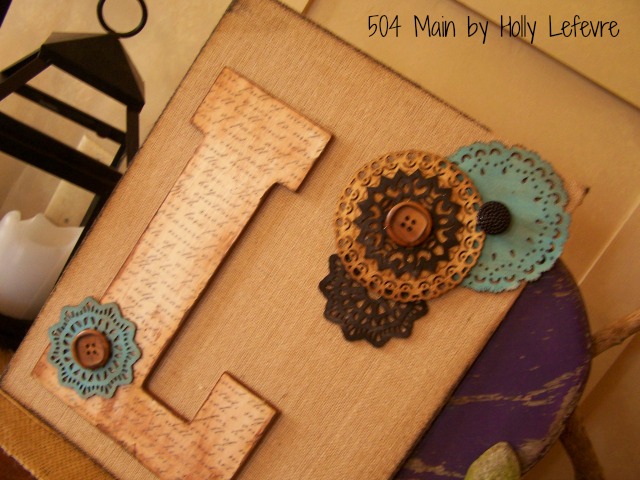 monogrammed burlap canvas, crafts, decoupage, I love the look of this simple canvas full of personality