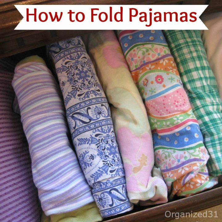 como dobrar e arquivar pijamas, Dobre e arquive seu pijama ordenadamente