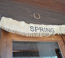 front porch decorating ideas, outdoor living, porches, Extremely simple burlap spring banner