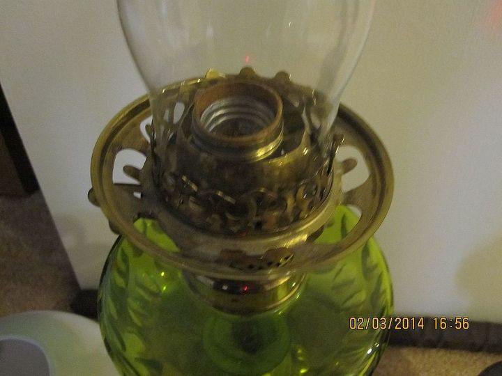 q can i add from left side lamp s glass globe to right side table lamp, lighting, repurposing upcycling, I searched online for that metal round holder but no luck also I do not know the word for that part to order
