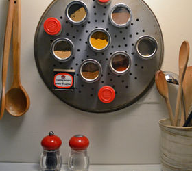 small kitchen ideas diy magnetic spice rack, cleaning tips, kitchen design, DIY pizza pan magnetic spice rack