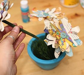 beautiful spring flower pen pot, crafts, flowers, gardening, Adorable and perfect for home or office