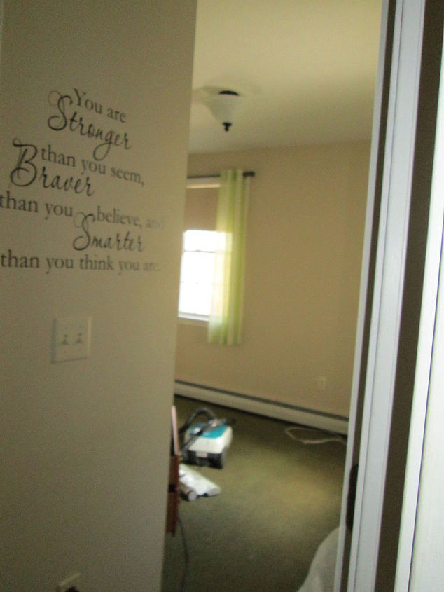 guest bedroom makeover, bedroom ideas, home decor, Before pic of entry of guest room