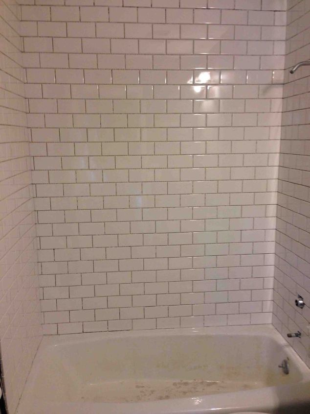 need paint color for tiny farmhouse bathroom, bathroom, diy renovations projects, remodeling, Shower before dark grout